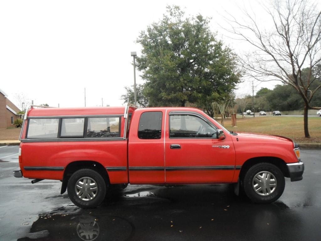 1997 Toyota T100 Base Extended Cab Pickup 2 Door 2.7L