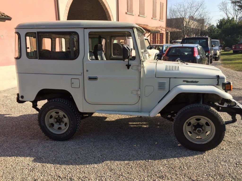1984 Toyota Land Cruiser in good conditions