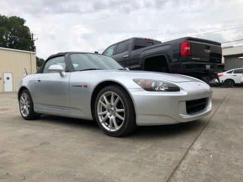 Exclusive 2004 Honda S2000 29k miles 1st owner for sale