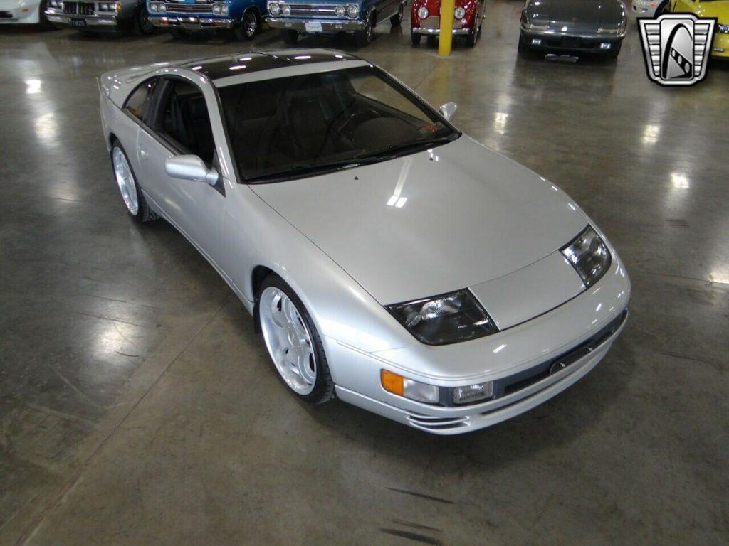 Silver 1990 Nissan 300zx Coupe 3.0L V6 Automatic Available Now!