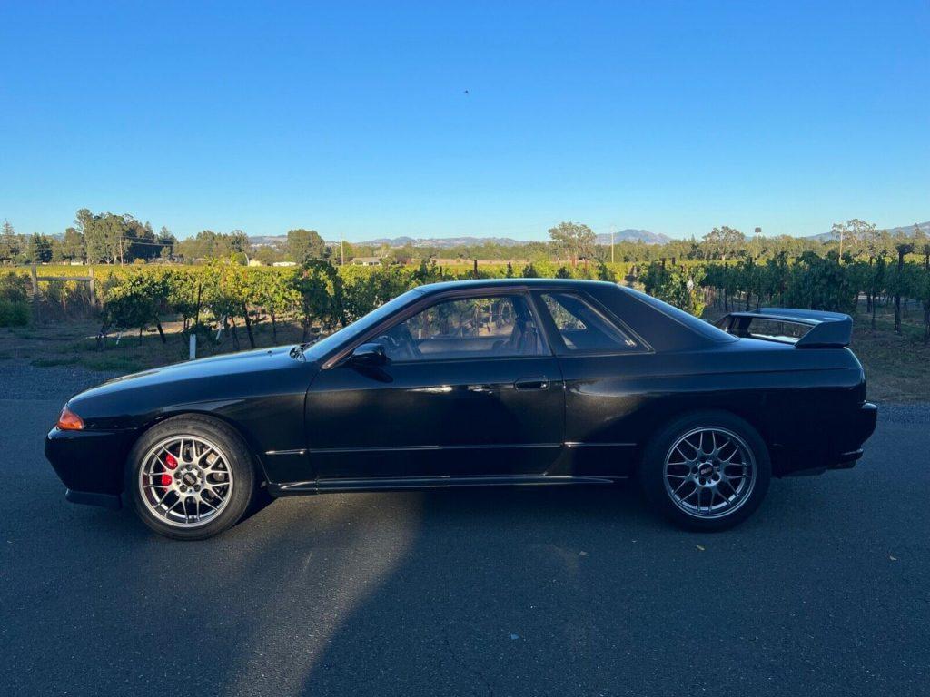 1992 Nissan GT-R Skyline
