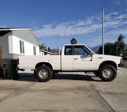 1982 Datsun 720 Pickup White for sale