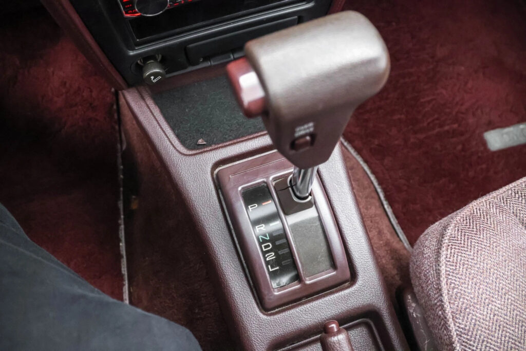 1987 Toyota Camry Deluxe